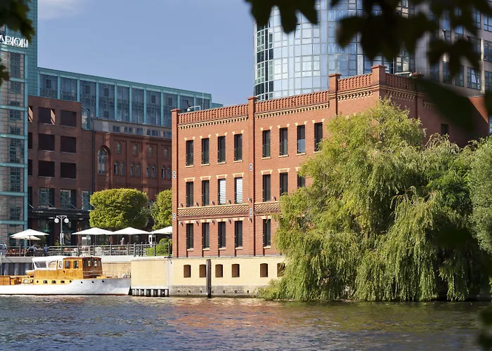 Ameron Boutique Abion